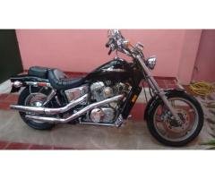 Honda Shadow VT 1100 cc Mod 1993. 93000 Km